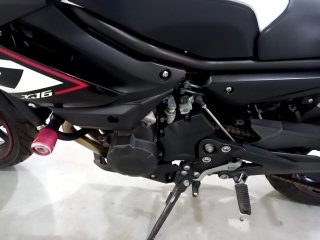 YAMAHA XJ6 N ABS Motor