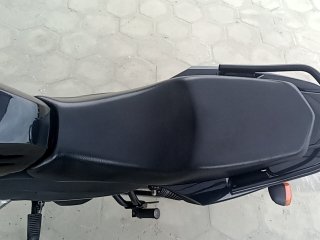 YAMAHA YBR125I FACTOR ED Bancos traseiros
