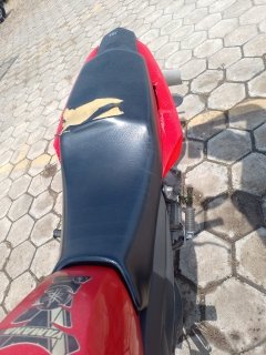 YAMAHA YBR150 FACTOR ED Bancos traseiros