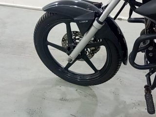 YAMAHA YBR150 FACTOR ED Pneu dianteiro esq.