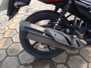 YAMAHA YBR150 FACTOR ED Pneu traseiro dir.