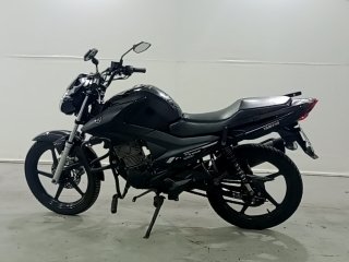 YAMAHA YBR150 FACTOR ED Porta e interior motorista