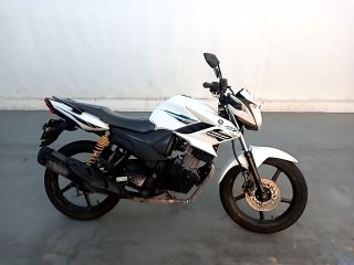 YAMAHA YS150 FAZER SED Porta e interior passageiro