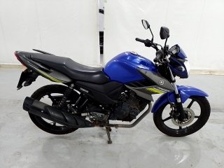 YAMAHA YS150 FAZER SED Porta e interior passageiro