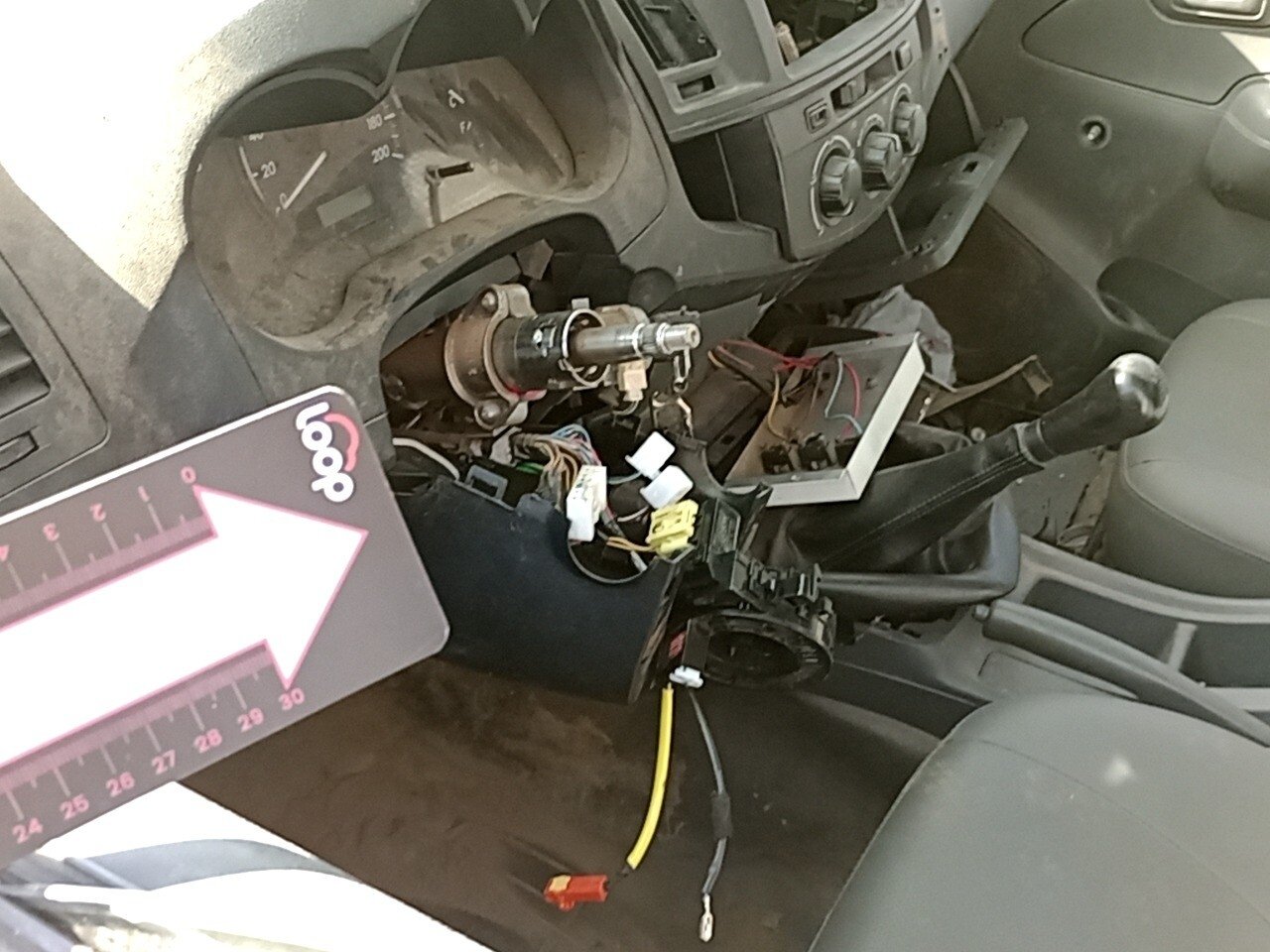 Foto 20 de 29: TOYOTA HILUX 3.0 4X4 CS 16V TURBO INTERCOOLER DIESEL 2P MANUAL 2015/2015