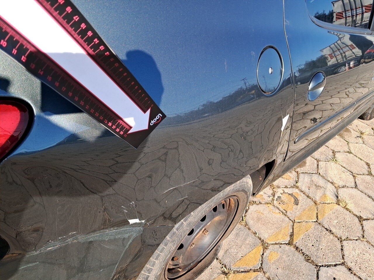 Foto 44 de 59: PEUGEOT 207 1.4 XR PASSION 8V FLEX 4P MANUAL 2010/2011