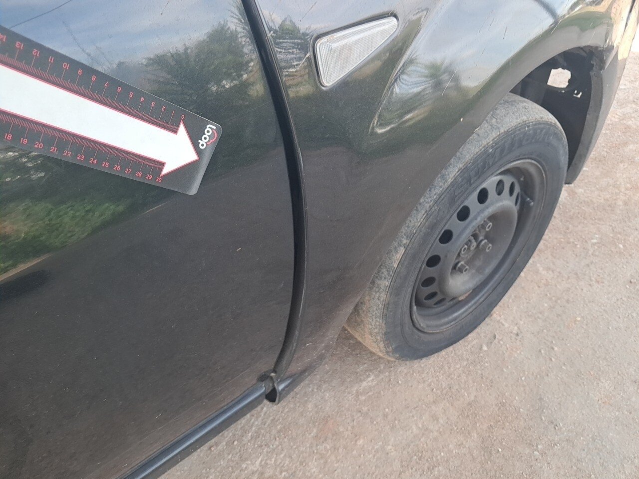 Foto 33 de 37: RENAULT SANDERO 1.0 AUTHENTIQUE 16V FLEX 4P MANUAL 2012/2013