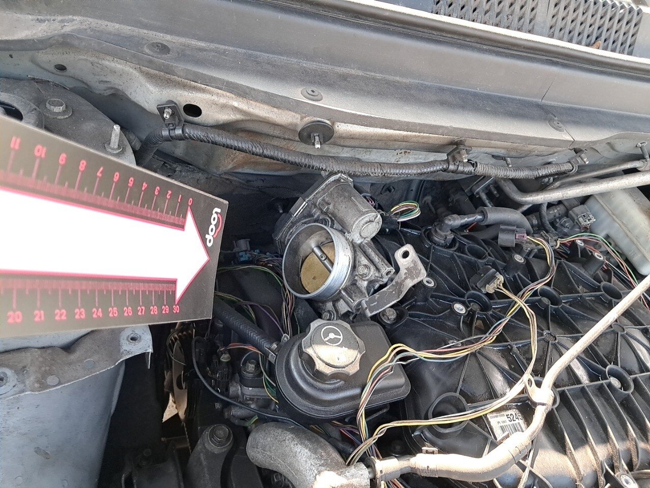 Foto 32 de 60: CHEVROLET CAPTIVA 3.0 SFI FWD V6 24V GASOLINA 4P AUTOMÁTICO 2011/2011