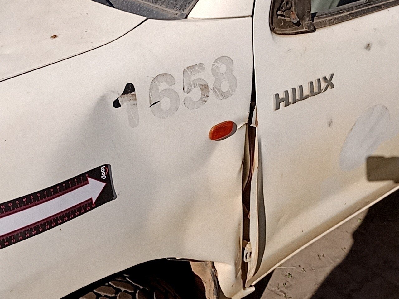 Foto 23 de 29: TOYOTA HILUX 3.0 4X4 CS 16V TURBO INTERCOOLER DIESEL 2P MANUAL 2015/2015
