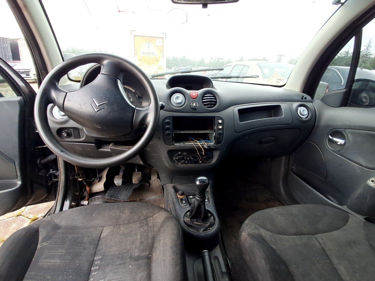 Foto 13 de 60: CITROËN C3 1.4 I GLX 8V GASOLINA 4P MANUAL 2005/2006