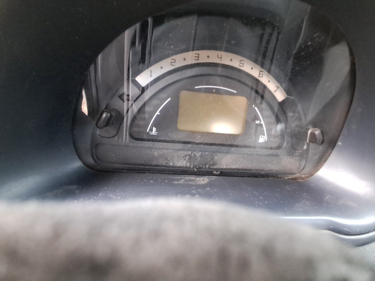 Foto 14 de 60: CITROËN C3 1.4 I GLX 8V GASOLINA 4P MANUAL 2005/2006
