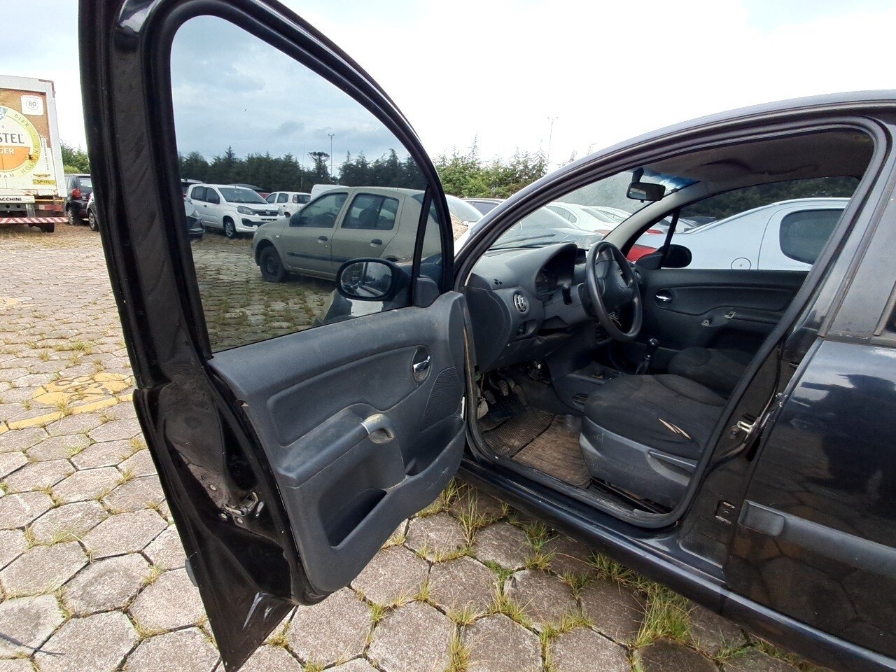 Foto 15 de 60: CITROËN C3 1.4 I GLX 8V GASOLINA 4P MANUAL 2005/2006