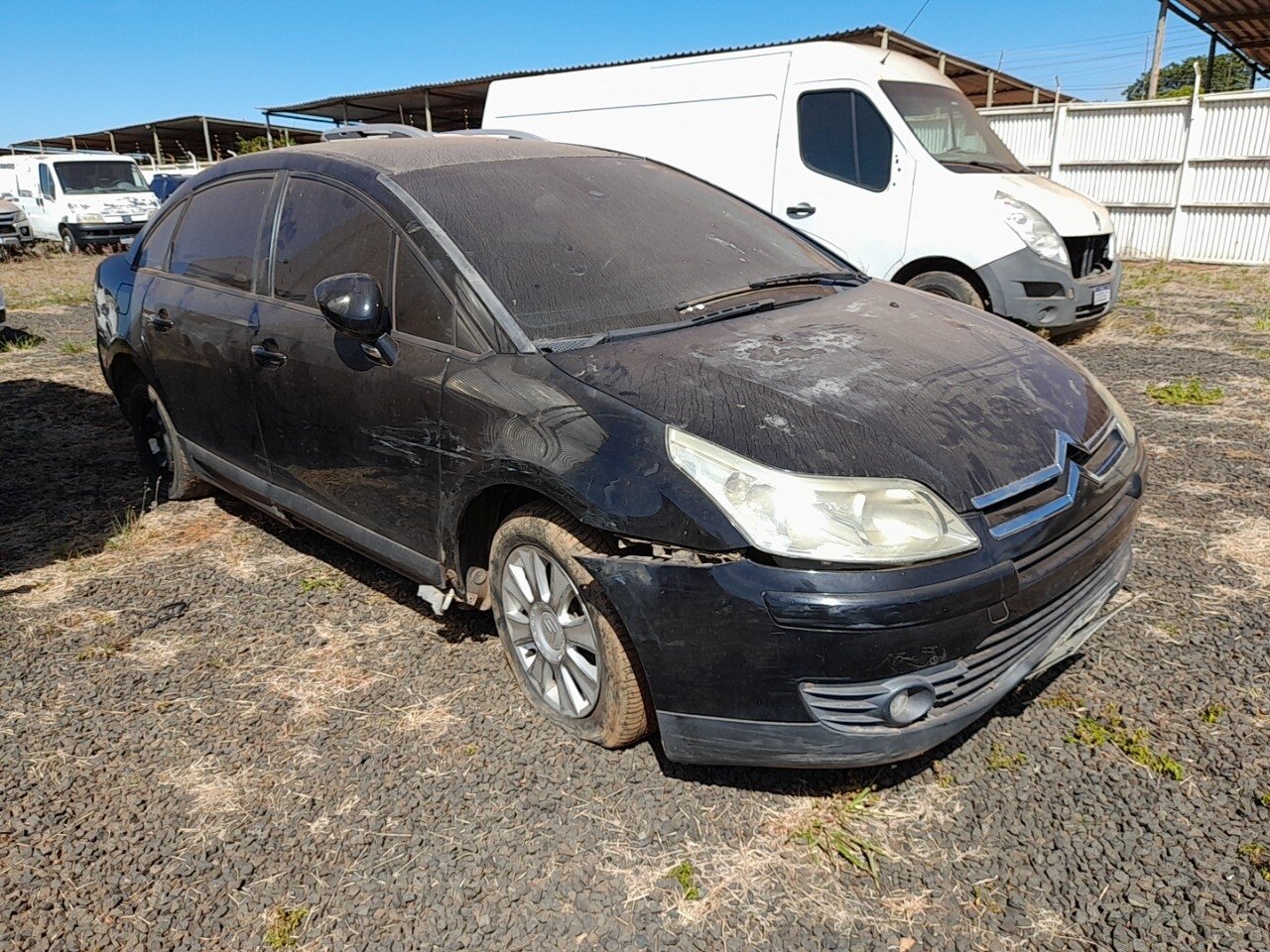 Foto 16 de 39: CITROËN C4 2.0 GLX PALLAS 16V FLEX 4P AUTOMÁTICO 2012/2013