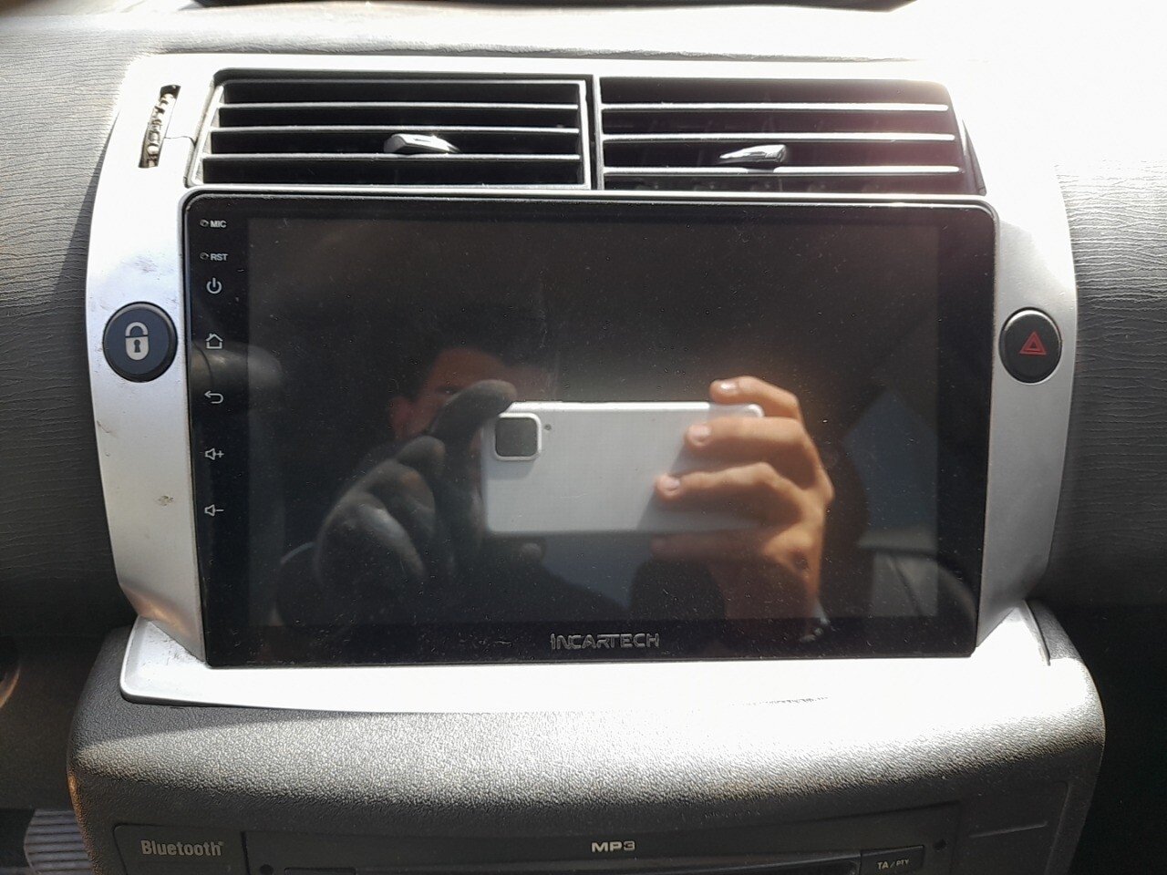 Foto 11 de 39: CITROËN C4 2.0 GLX PALLAS 16V FLEX 4P AUTOMÁTICO 2012/2013