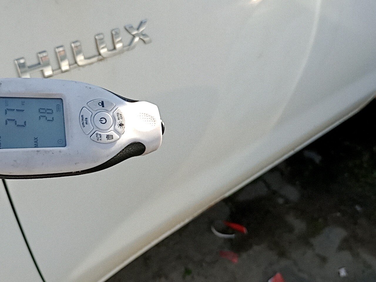 Foto 17 de 28: TOYOTA HILUX 3.0 SRV 4X4 CD 7 LUGARES 16V TURBO INTERCOOLER DIESEL 4P AUTOMÁTICO 2013/2013