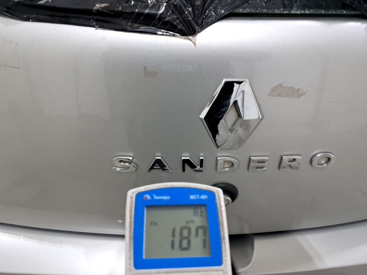 Foto 22 de 48: RENAULT SANDERO 1.6 PRIVILÉGE 16V FLEX 4P AUTOMÁTICO 2011/2012