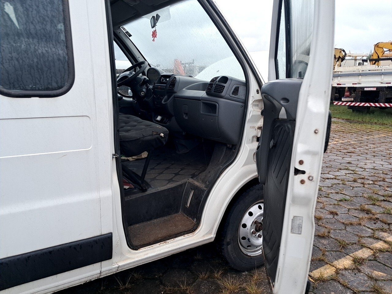Foto 7 de 60: FIAT DUCATO 2.3 MULTI TETO ALTO 16V TURBO DIESEL 3P MANUAL 2010/2011