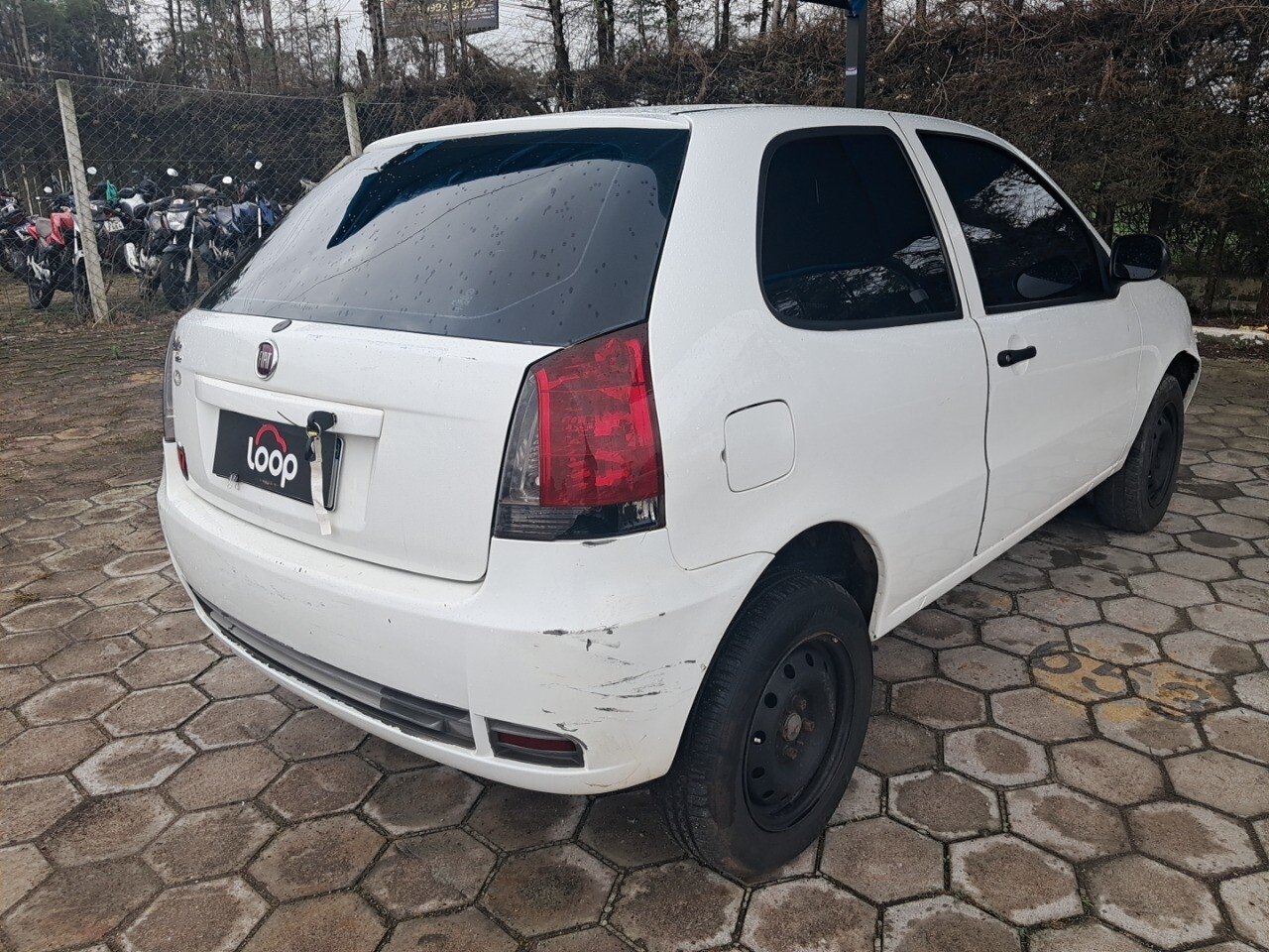 Foto 12 de 60: FIAT PALIO VIPK 1.0 2P 2014/2014
