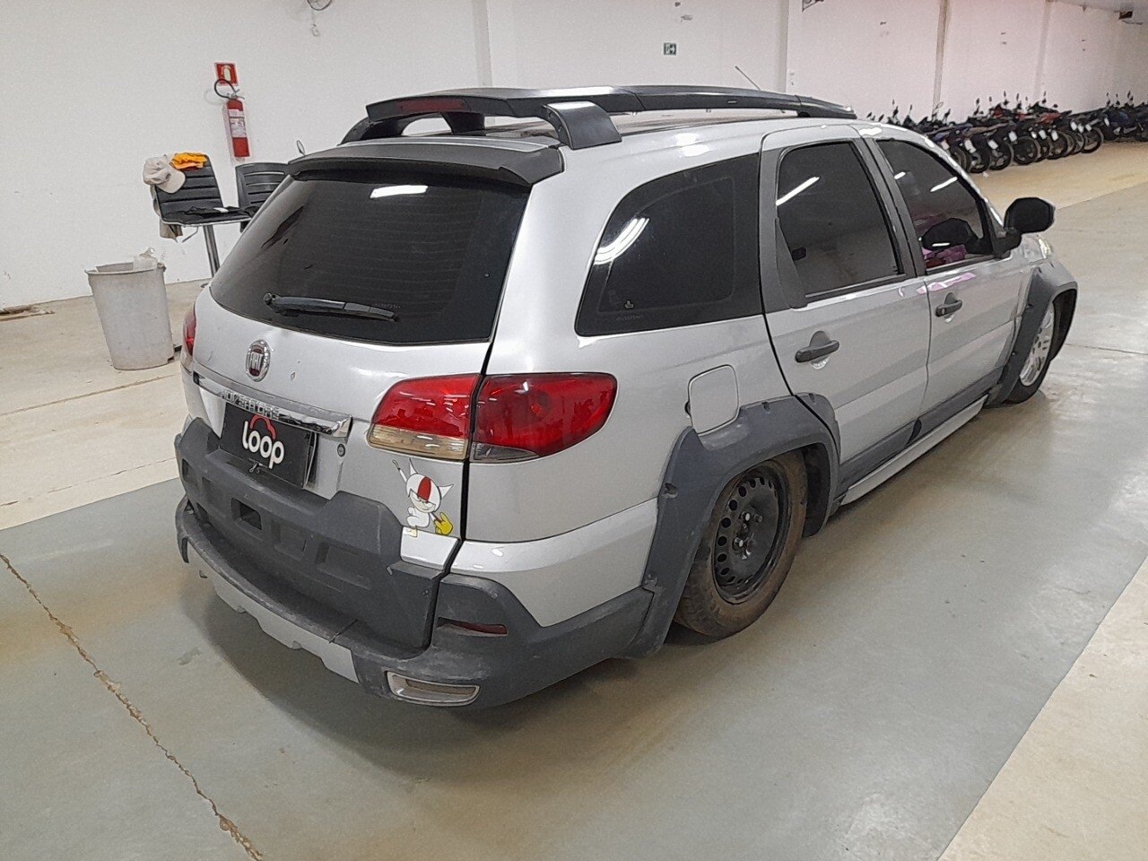 Foto 8 de 41: FIAT PALIO 1.8 MPI ADVENTURE WEEKEND 16V FLEX 4P MANUAL 2010/2011