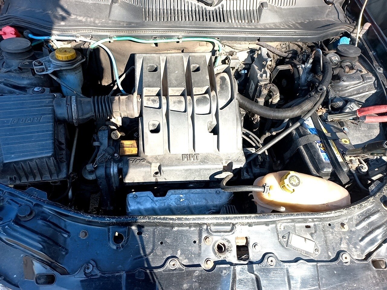 Foto 26 de 55: FIAT SIENA 1.4 MPI EL 8V FLEX 4P MANUAL 2012/2013