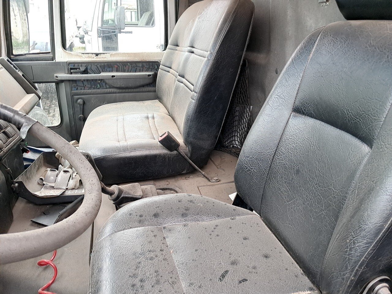 Foto 12 de 26: FORD CARGO 816 E/816 S Turbo 2p (diesel)(E5) 2013/2013