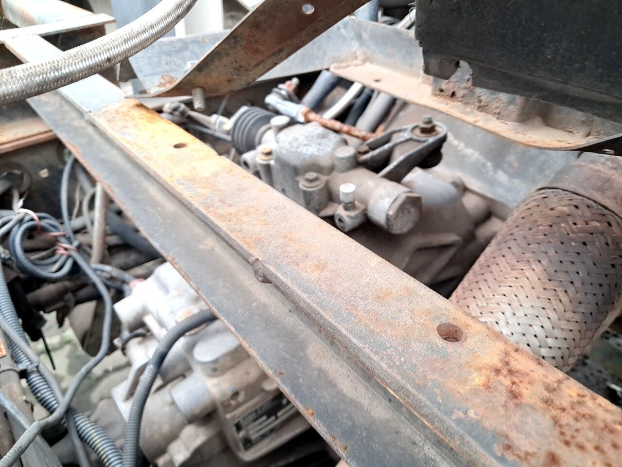 Foto 3: FORD CARGO 816 E/816 S Turbo 2p (diesel)(E5) 2013/2013