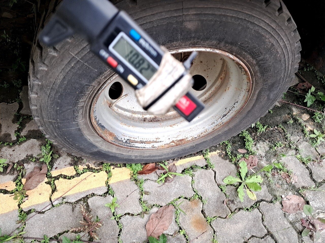 Foto 7 de 26: FORD CARGO 816 E/816 S Turbo 2p (diesel)(E5) 2013/2013