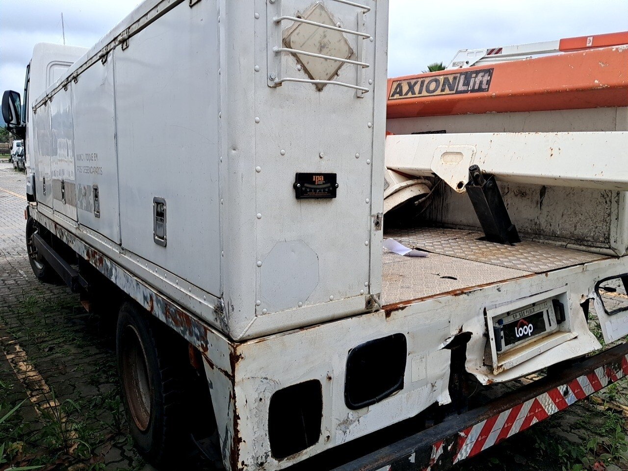 Foto 9 de 26: FORD CARGO 816 E/816 S Turbo 2p (diesel)(E5) 2013/2013