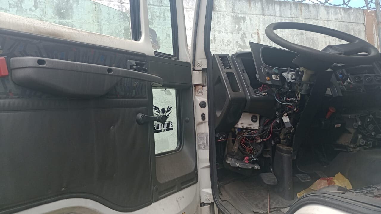 Foto 15 de 20: DAYANG Accelo 815 2p (diesel) (E5) 2013/2013