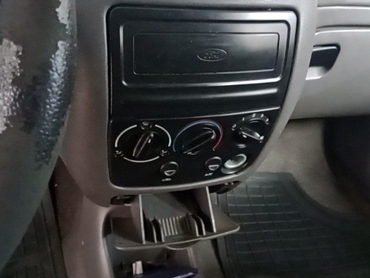 Foto 16 de 40: FORD COURIER 1.6 MPI L 8V FLEX 2P MANUAL 2011/2012