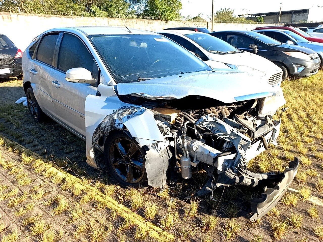 Foto 19 de 41: FORD FOCUS 1.6 GL 16V FLEX 4P MANUAL 2013/2013