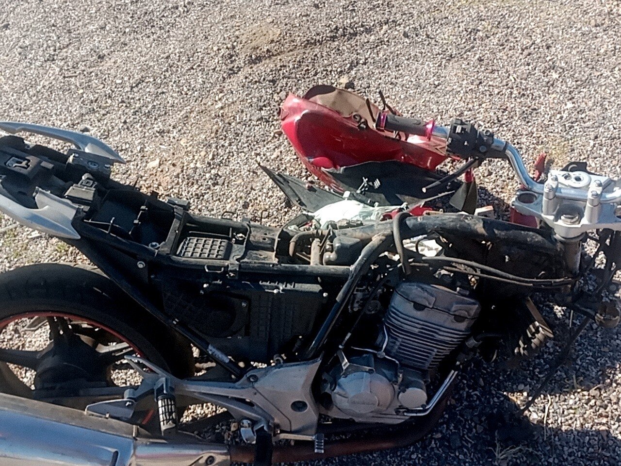 Foto 13 de 21: HONDA CB 300R 2011/2011