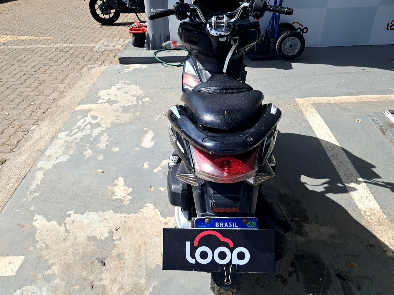 Foto 6 de 29: HONDA PCX 2014/2015