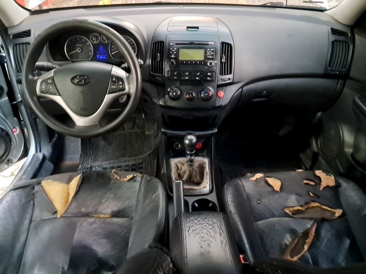 Foto 13 de 57: HYUNDAI I30 2.0 MPI 16V GASOLINA 4P MANUAL 2011/2012