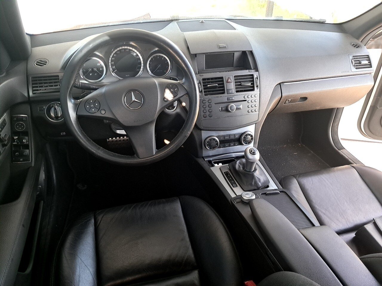 Foto 12 de 38: MERCEDES-BENZ C 200 1.8 CGI SPORT 16V GASOLINA 4P AUTOMÁTICO 2010/2010