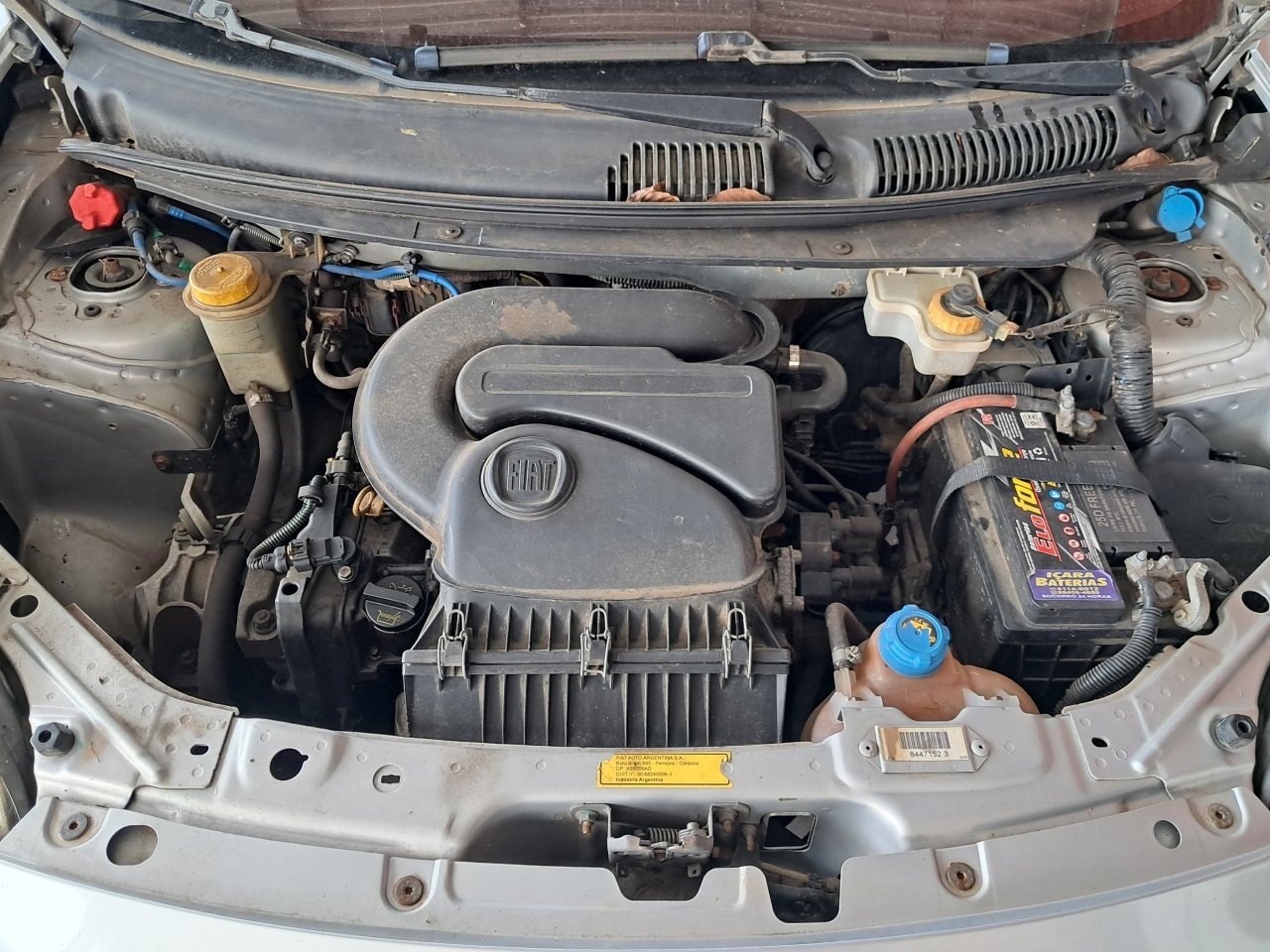 Foto 23 de 60: FIAT PALIO 1.0 MPI ATTRACTIVE 8V FLEX 4P MANUAL 2013/2014