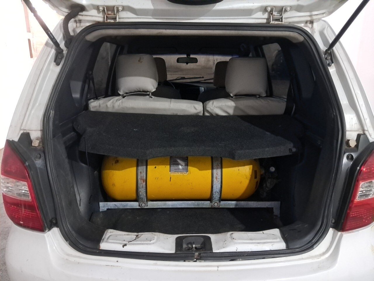 Foto 8 de 59: NISSAN LIVINA 1.8 SL 16V FLEX 4P AUTOMÁTICO 2012/2013