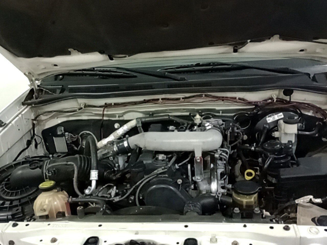 Foto 14 de 16: TOYOTA HILUX 2.5 STD 4X4 CD 16V TURBO DIESEL 4P MANUAL 2009/2009