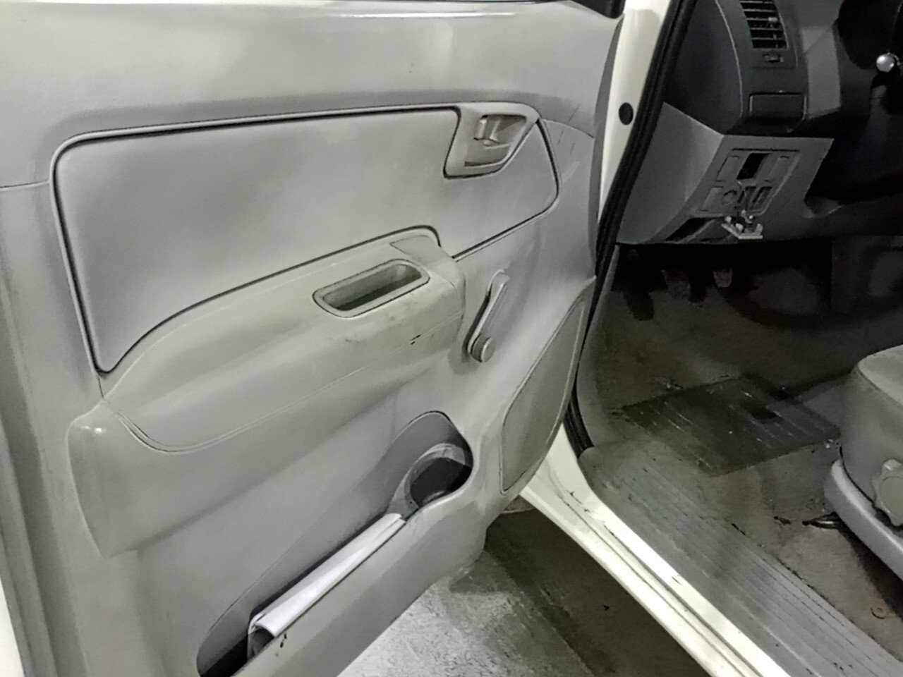 Foto 12 de 16: TOYOTA HILUX 2.5 STD 4X4 CD 16V TURBO DIESEL 4P MANUAL 2009/2009