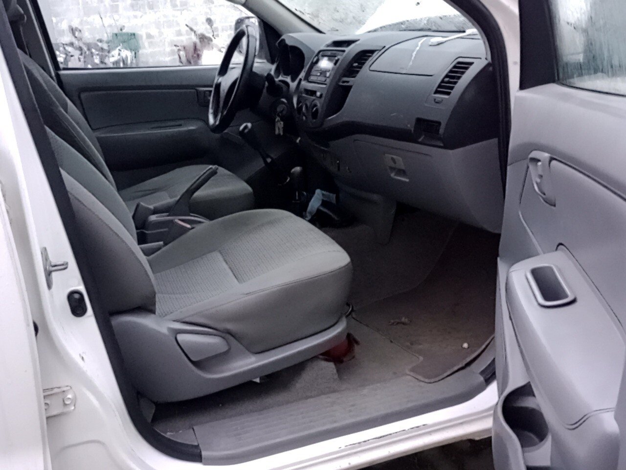Foto 16 de 29: TOYOTA HILUX 2.5 STD 4X4 CD 16V TURBO DIESEL 4P MANUAL 2009/2009
