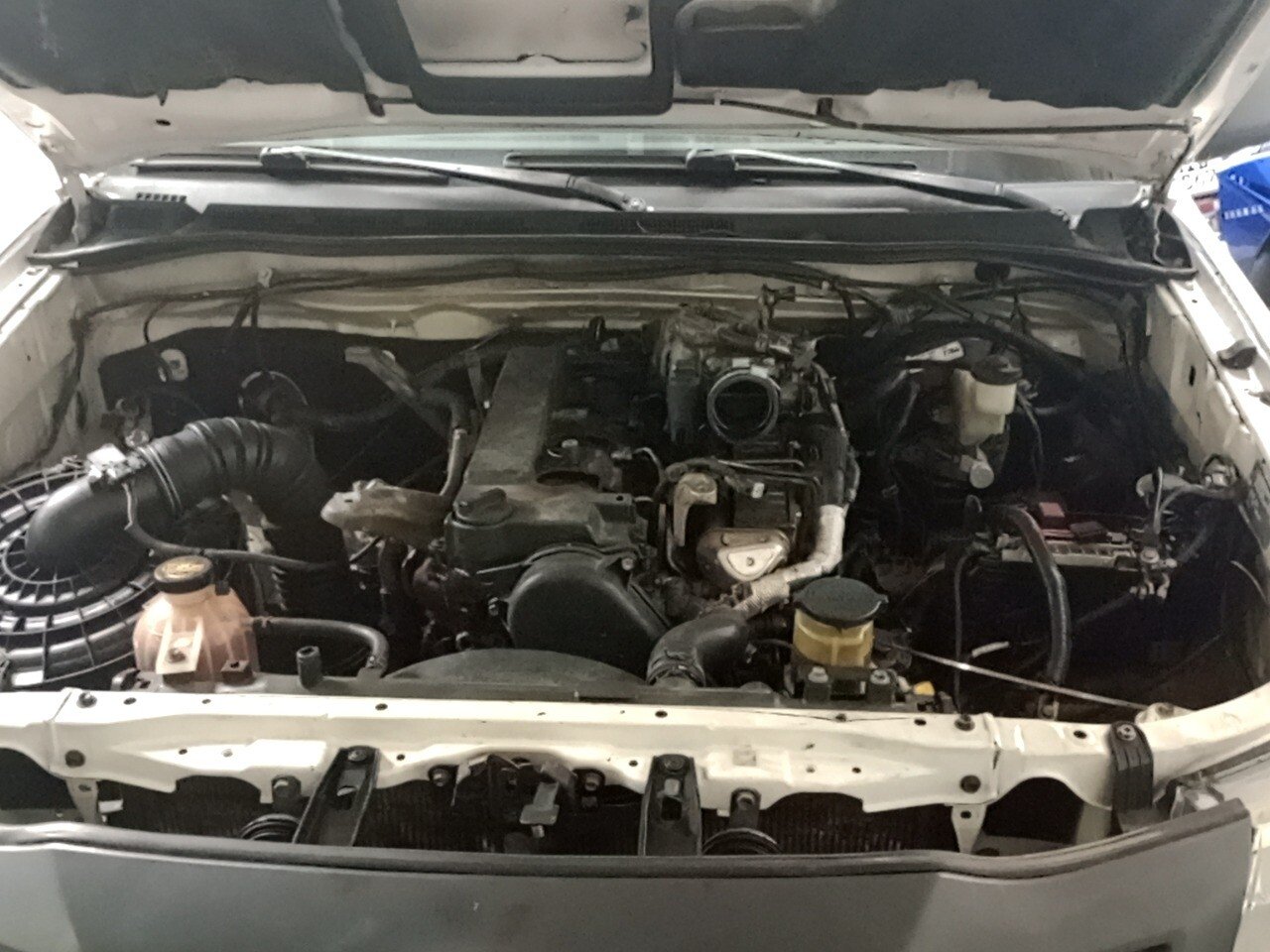 Foto 15 de 36: TOYOTA HILUX SW4 3.0 SRV 4X4 16V TURBO INTERCOOLER DIESEL 4P MANUAL 2013/2013