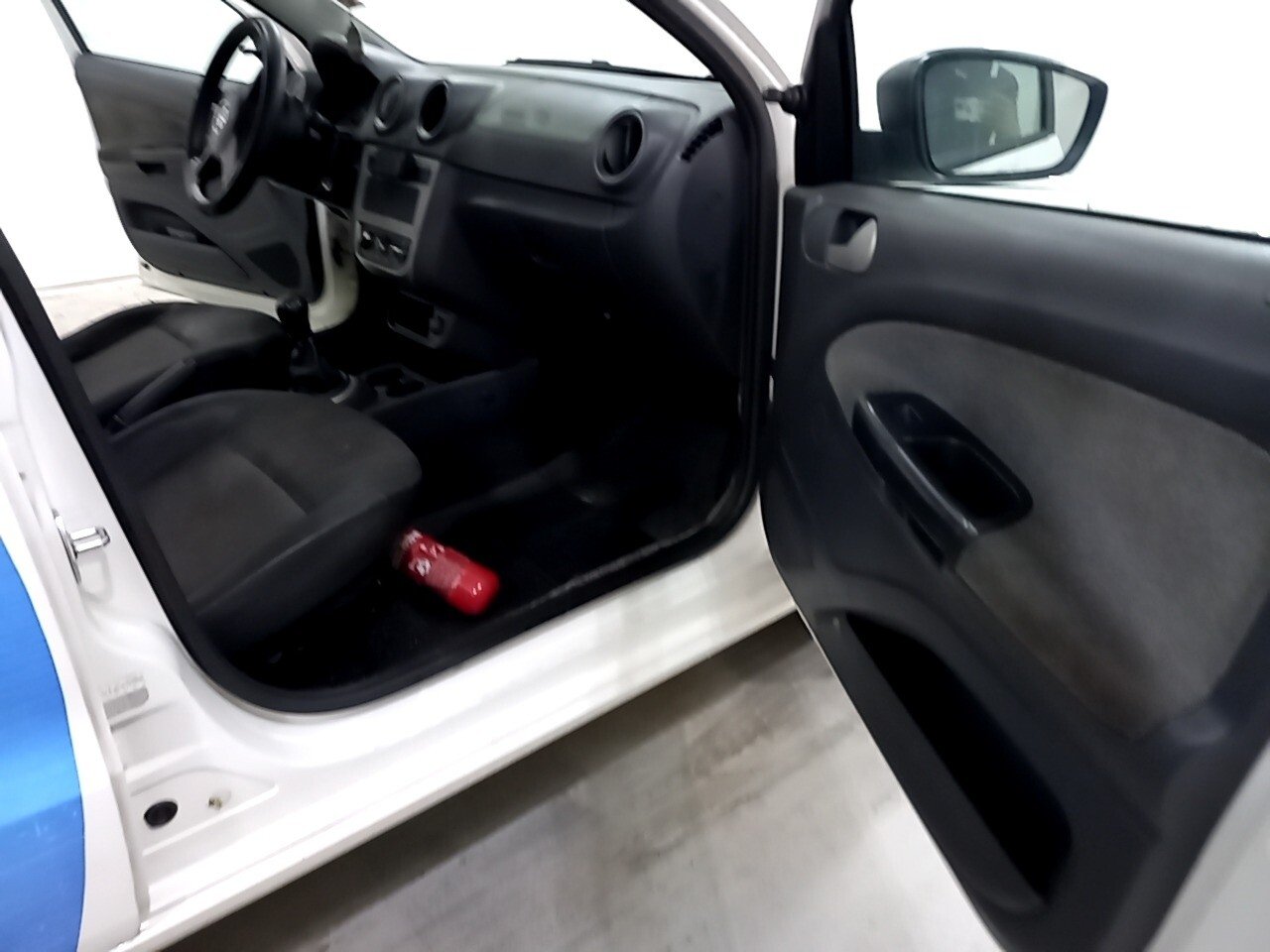 Foto 9 de 40: VOLKSWAGEN GOL 1.0 MI 8V FLEX 4P MANUAL G.IV 2013/2014