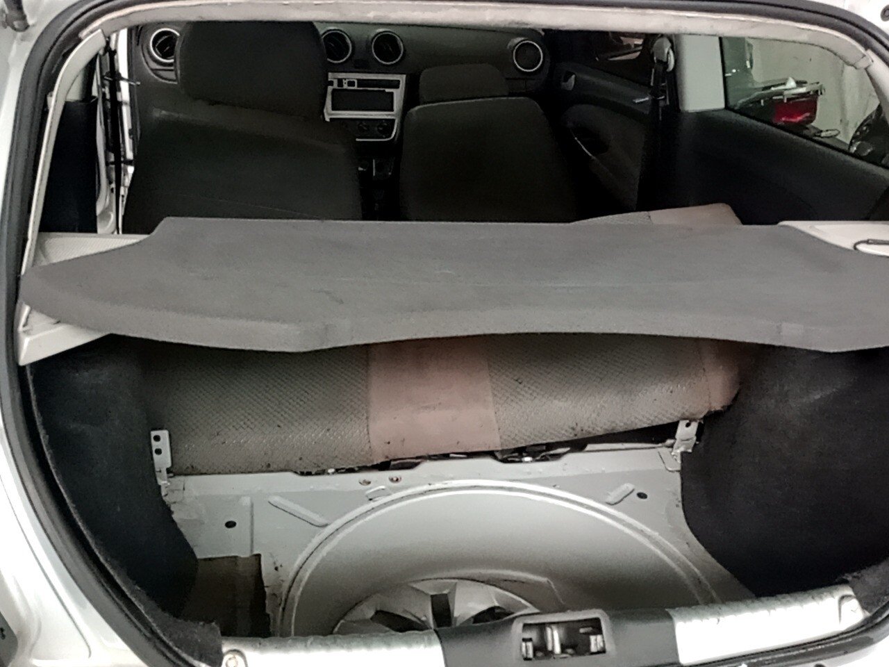 Foto 9 de 26: VOLKSWAGEN GOL 1.0 MI 8V FLEX 4P MANUAL G.IV 2012/2013