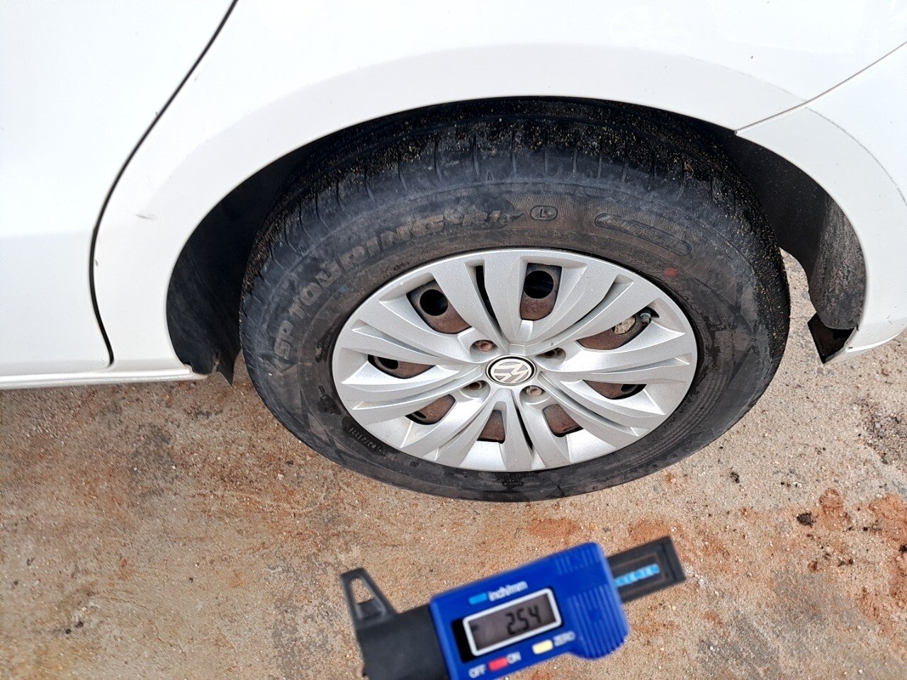 Foto 15 de 33: VOLKSWAGEN GOL 1.0 12V MPI TOTALFLEX TRENDLINE 4P MANUAL 2017/2017