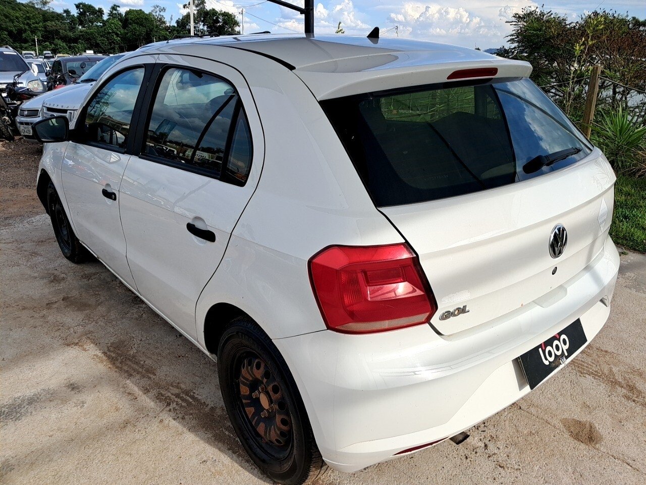 Foto 3: VOLKSWAGEN GOL 1.0 12V MPI TOTALFLEX TRENDLINE 4P MANUAL 2017/2017