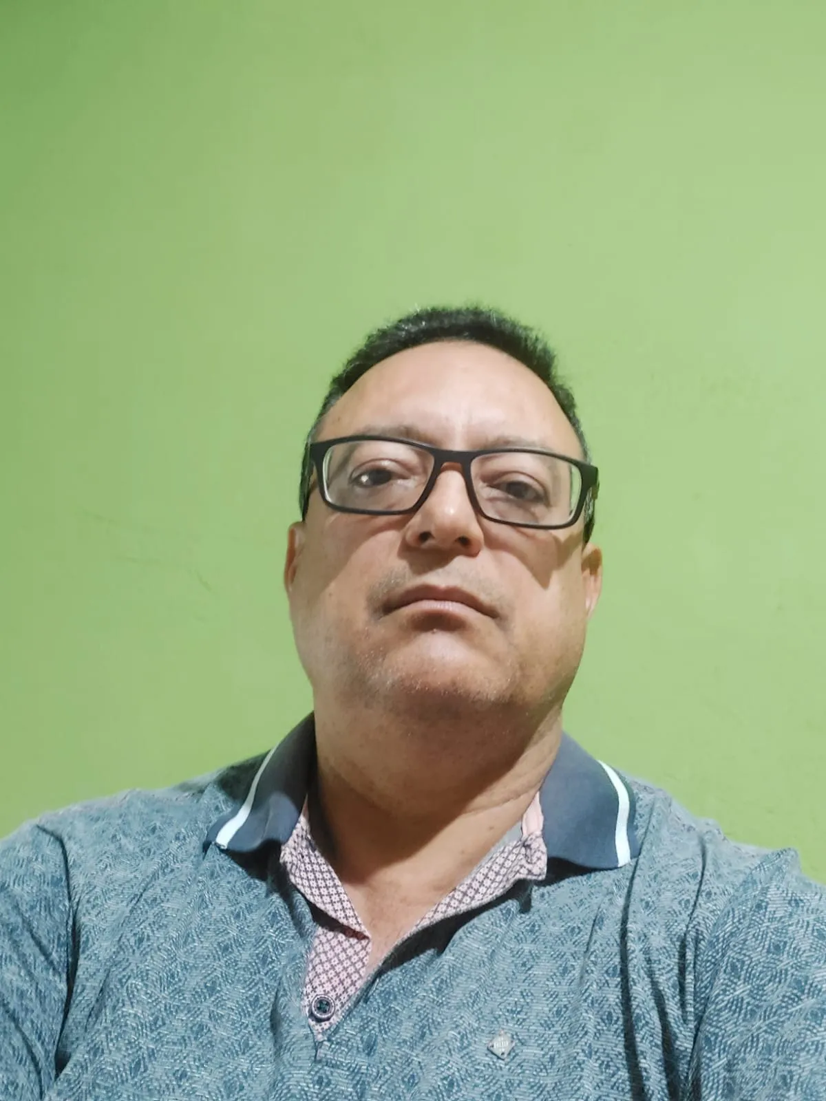 Retrato de Joab Facas Artesanais